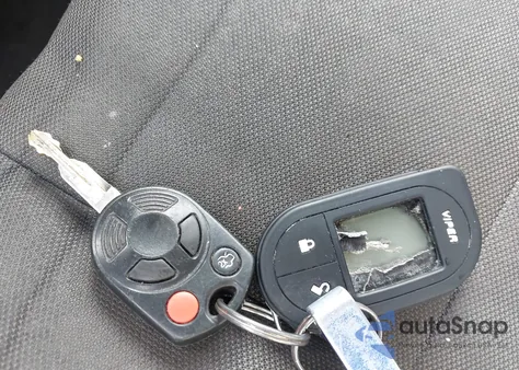 2010 Ford Escape Xlt z USA, uszkodzony, nr VIN 1FMCU9D70AKD15802